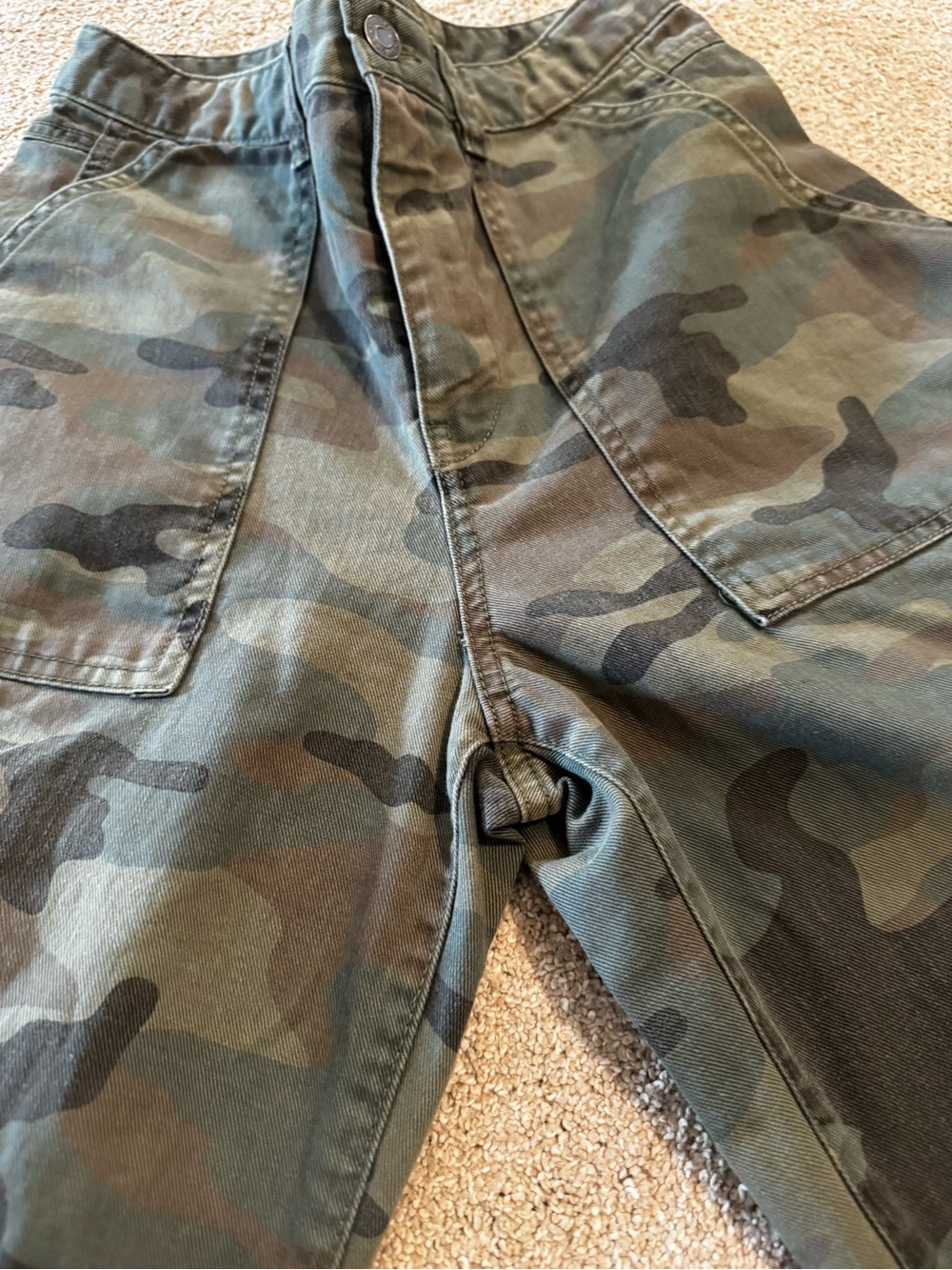 GAP Olive Green Cargo Barrel Pants - Picture 9 of 10